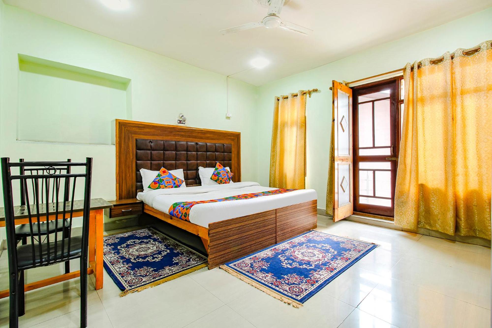 Fabhotel Grand Comforts Haidarpur Bagian luar foto